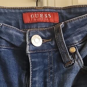 Guess blue 👖 jeans denim in EUC sz 27